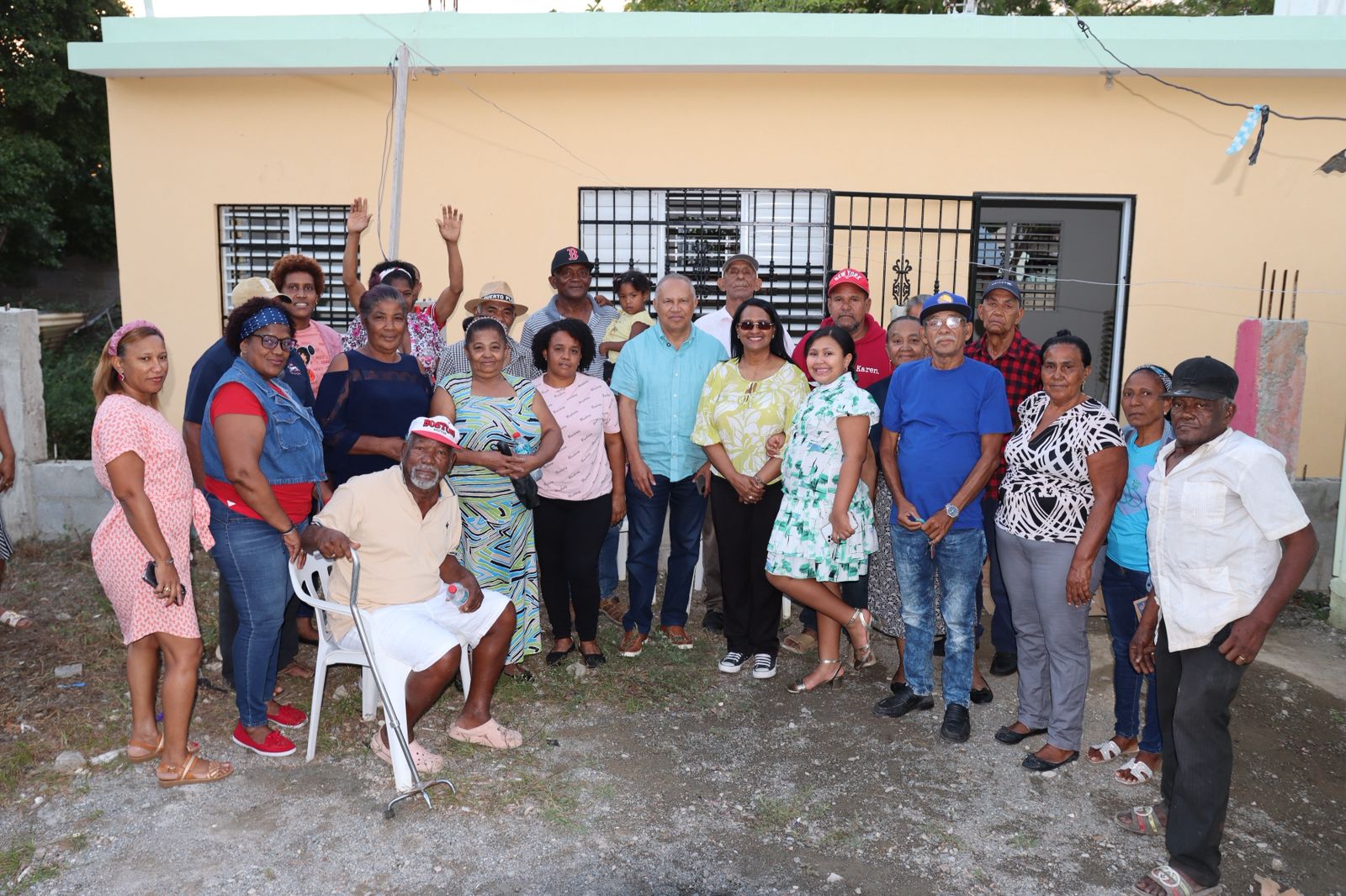 Alcaldía de Baní lleva obras del PPM a 8 nuevos sectores del municipio